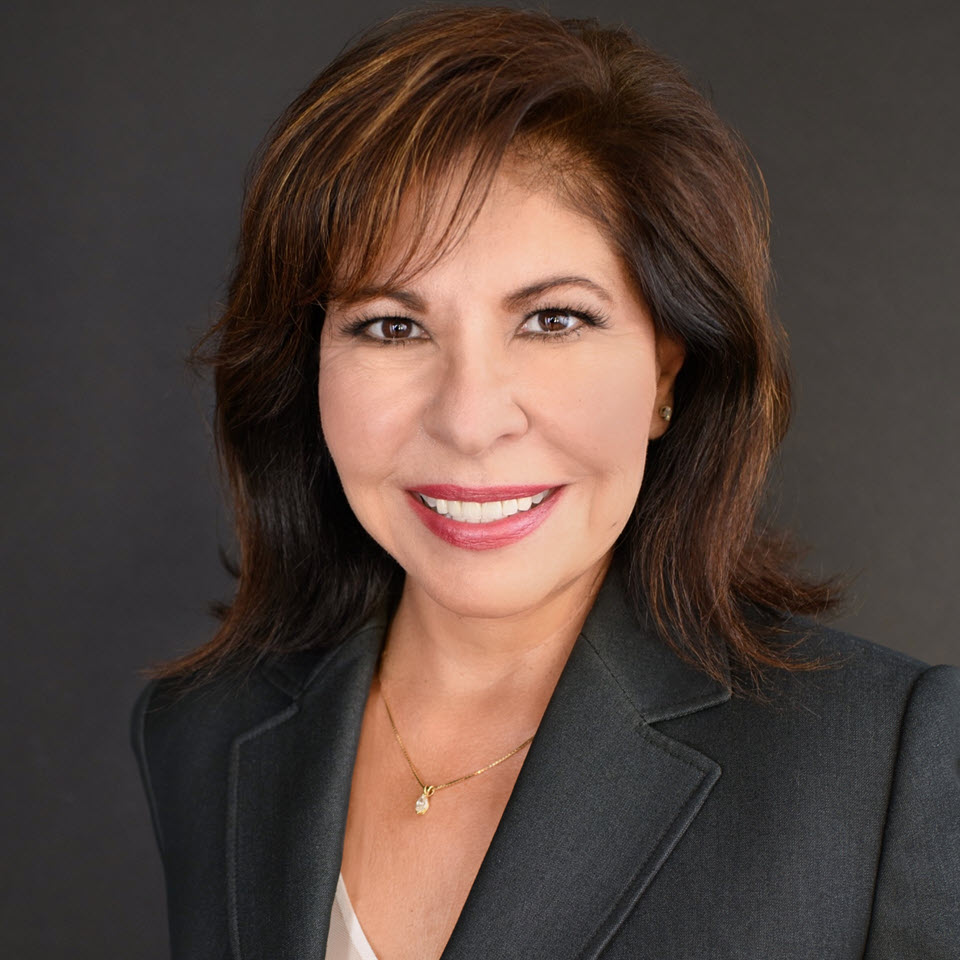 A headshot of Charlene Dimas-Peinado, LCSW, EML