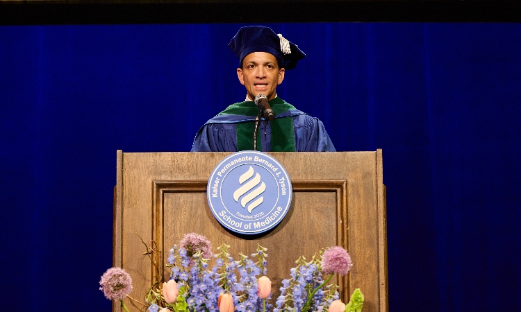 Keynote speaker Vin Gupta, MD, MPA