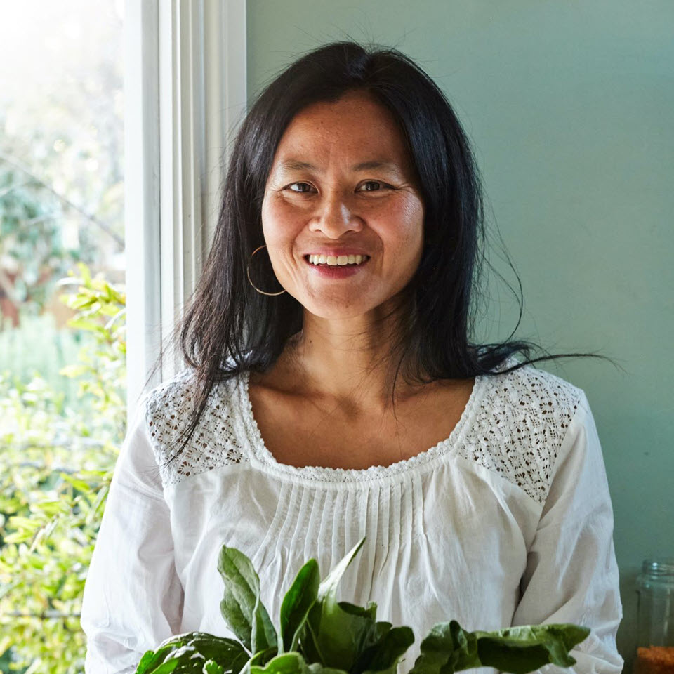 Profile headshot of Linda W. Shiue, MD