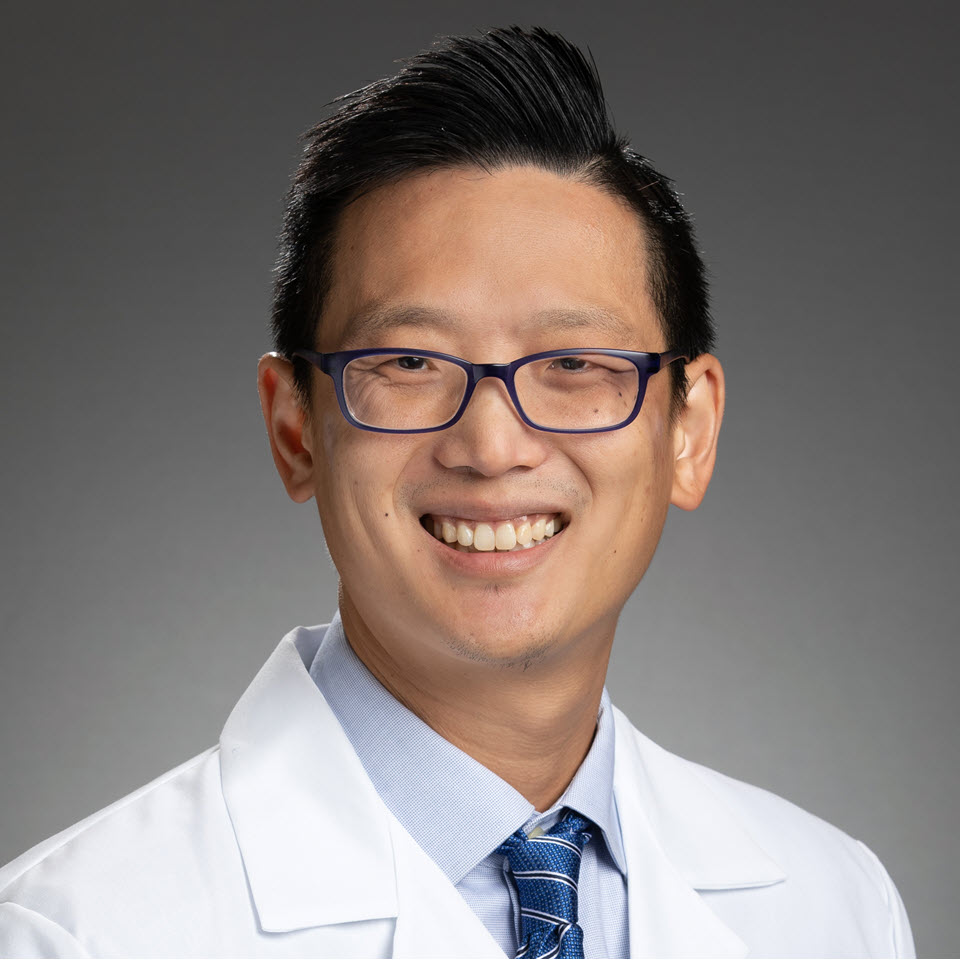 Profile headshot of Frank Xu, MD