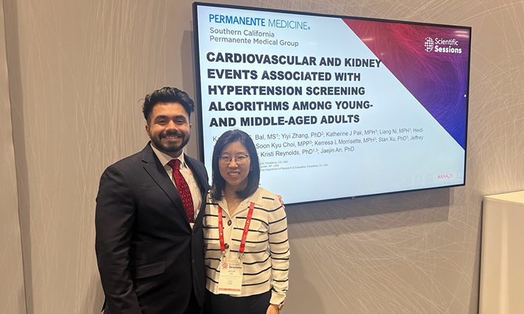 KPSOM student Kavenpreet Bal and Jaejin An, PhD, Assistant Professor of Health Systems Science at the conference in November.